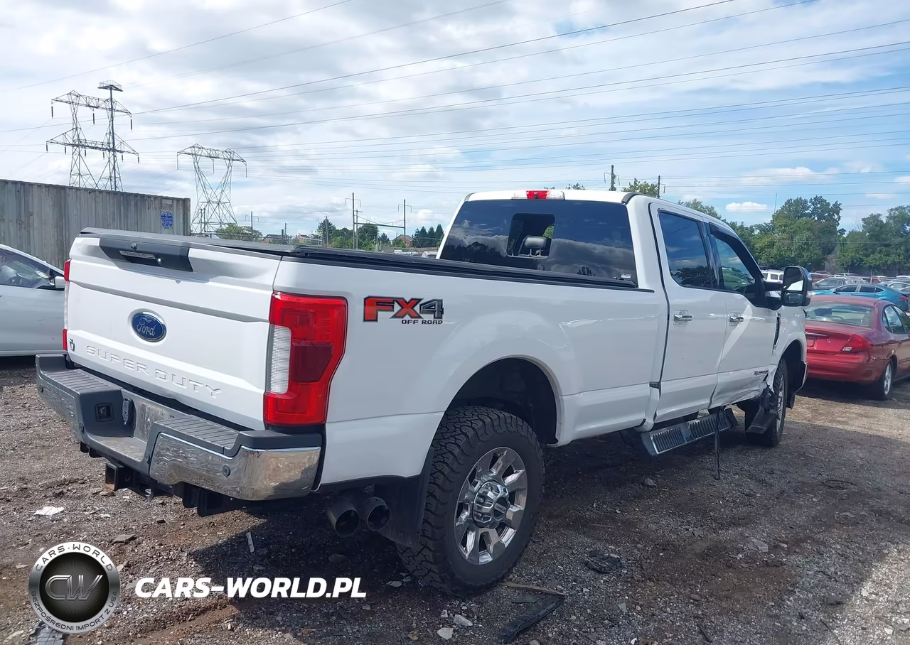 2019 Ford F-250 Lariat VIN:1FT7W2BT2KEG30284 - 4