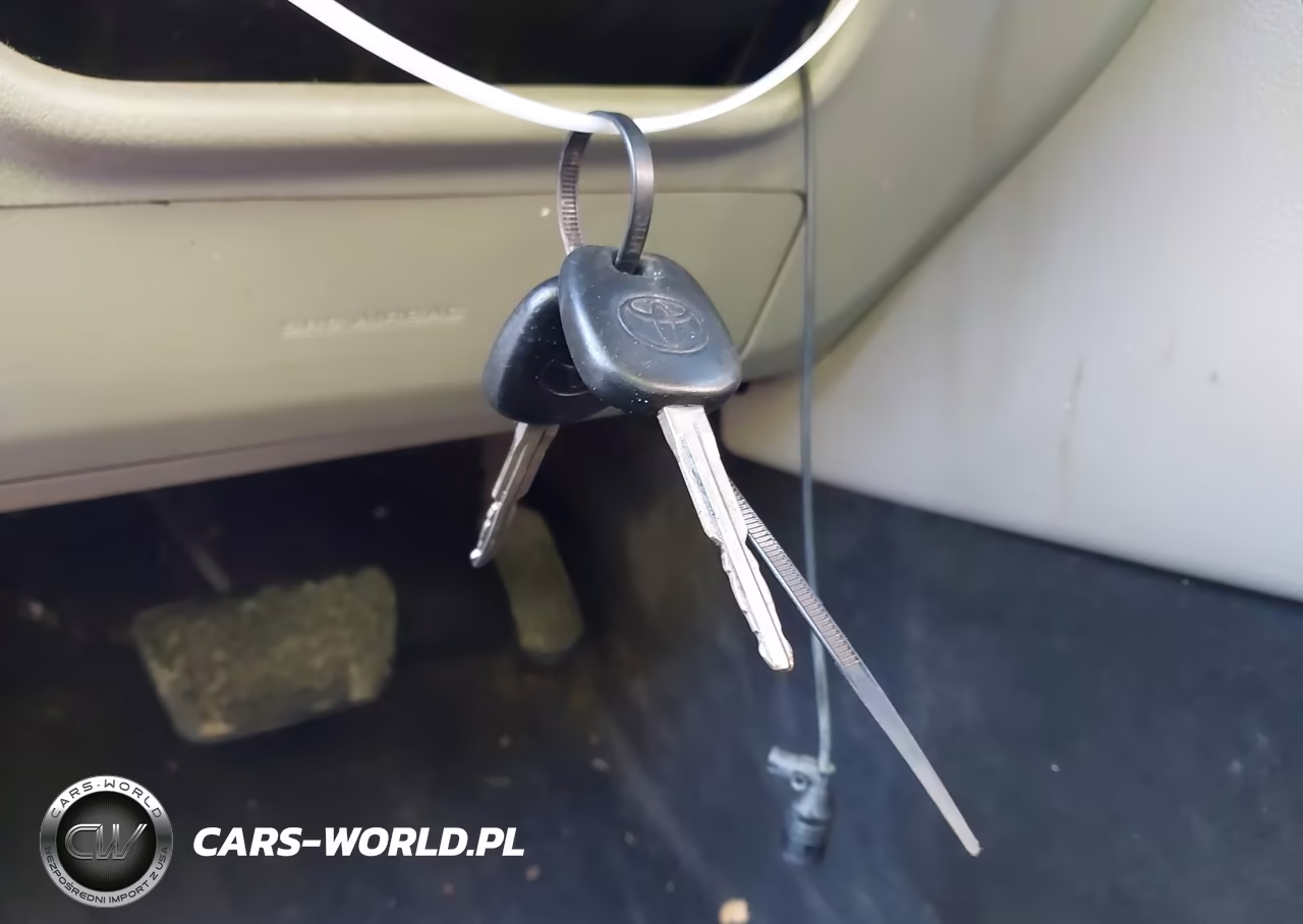 2012 Toyota Camry L VIN:4T1BF1FK4CU625600 - 11