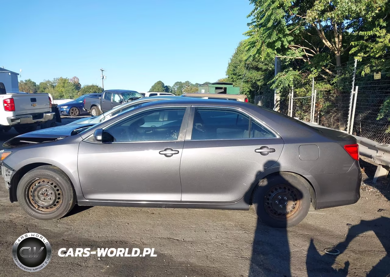 2012 Toyota Camry L VIN:4T1BF1FK4CU625600 - 15
