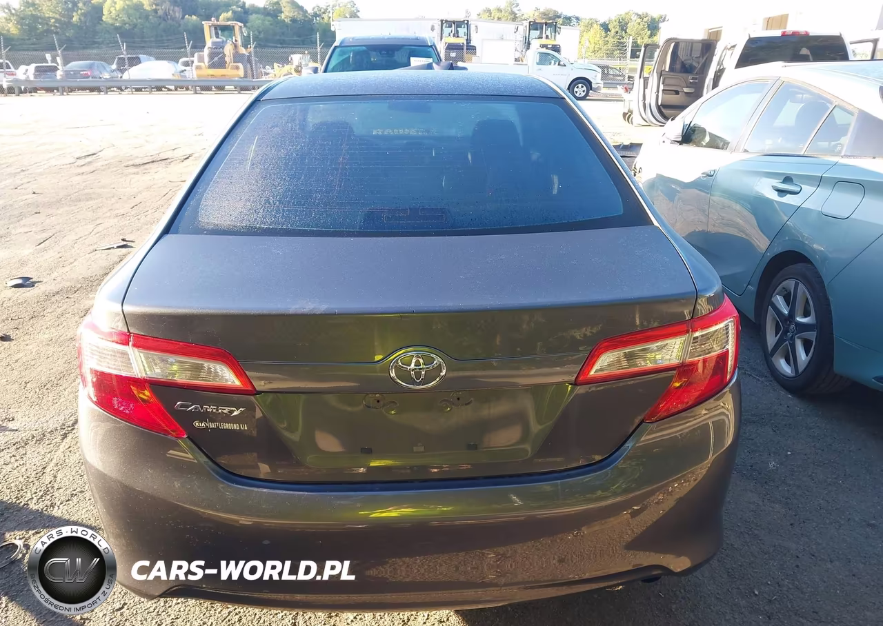 2012 Toyota Camry L VIN:4T1BF1FK4CU625600 - 17