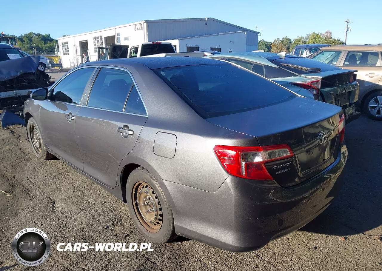 2012 Toyota Camry L VIN:4T1BF1FK4CU625600 - 3