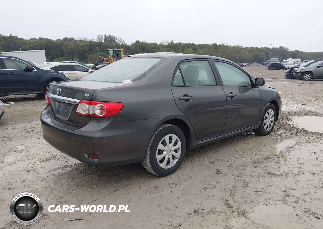 2011 Toyota Corolla Le VIN:2T1BU4EE5BC642196 - 4