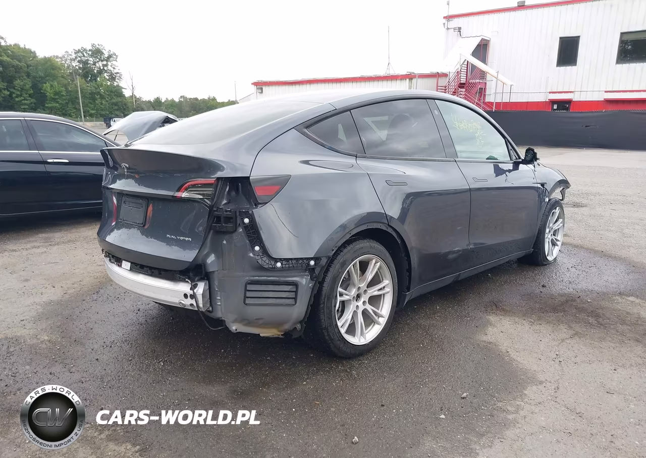 2023 Tesla Model Y Awd-Long Range Dual Motor All-Wheel Drive VIN:7SAYGDEE0PA040309 - 4