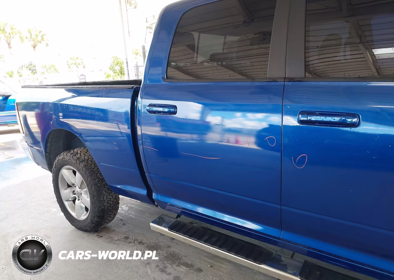 2019 Ram 1500 Classic Big Horn 4X2 6'4 Box VIN:1C6RR6TT9KS701723 - 18