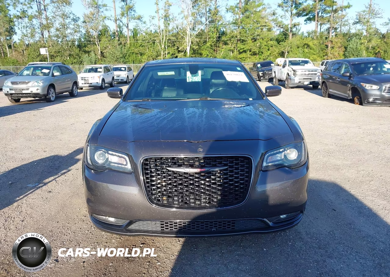 2021 Chrysler 300 300S VIN:2C3CCABG4MH537481 - 12