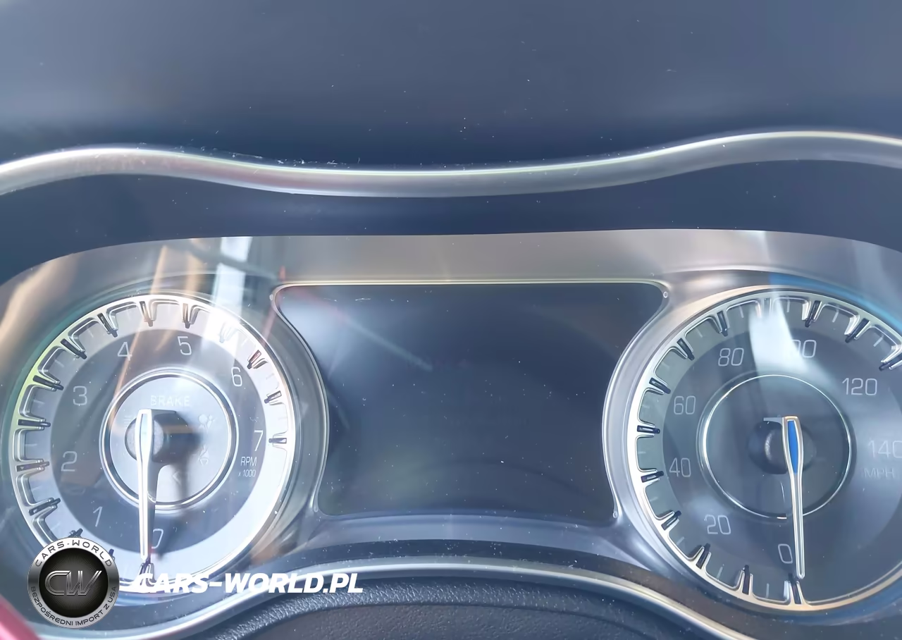 2021 Chrysler 300 300S VIN:2C3CCABG4MH537481 - 7