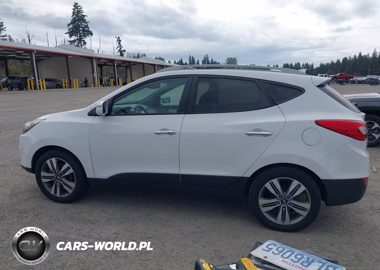 2015 Hyundai Tucson Limited VIN:KM8JU3AG4FU086643 - 14