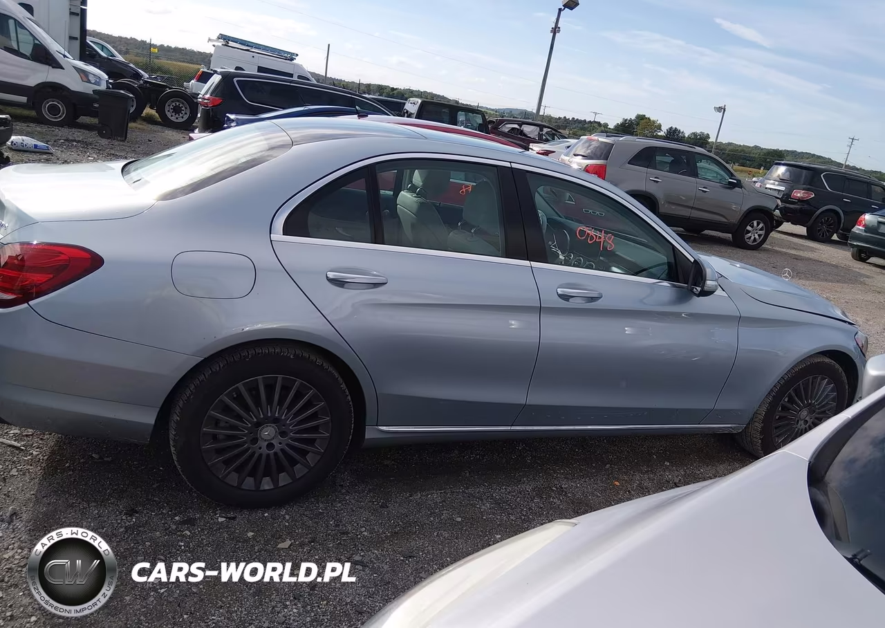 2015 Mercedes-Benz C 300 Luxury 4Matic VIN:55SWF4KB4FU063996 - 13