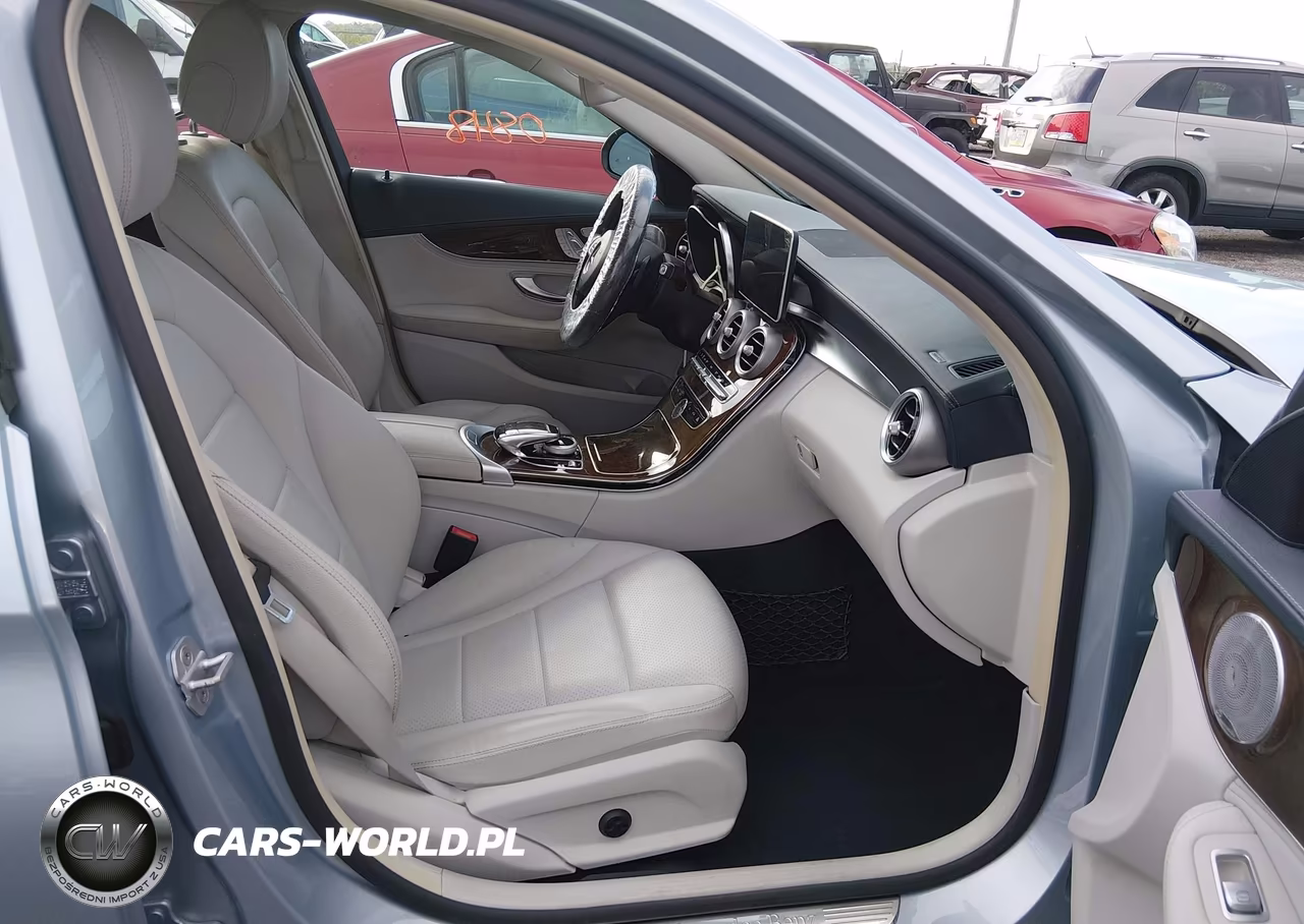 2015 Mercedes-Benz C 300 Luxury 4Matic VIN:55SWF4KB4FU063996 - 5