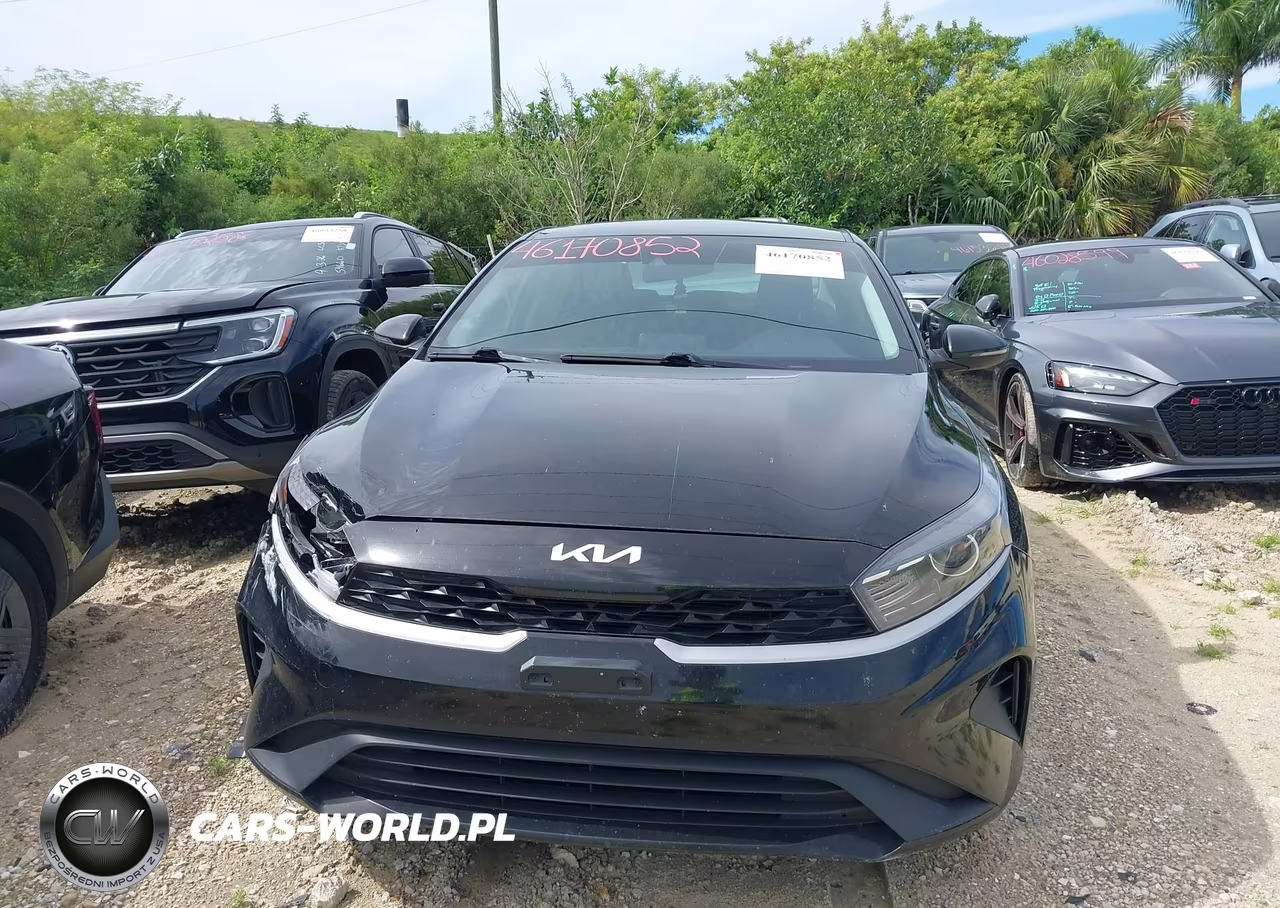2023 Kia Forte Lxs VIN:3KPF24AD5PE578724 - 12