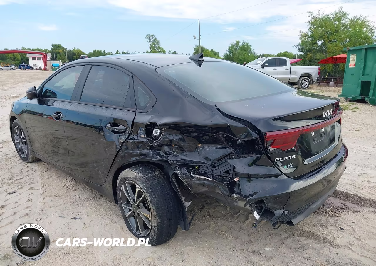2023 Kia Forte Lxs VIN:3KPF24AD5PE578724 - 3