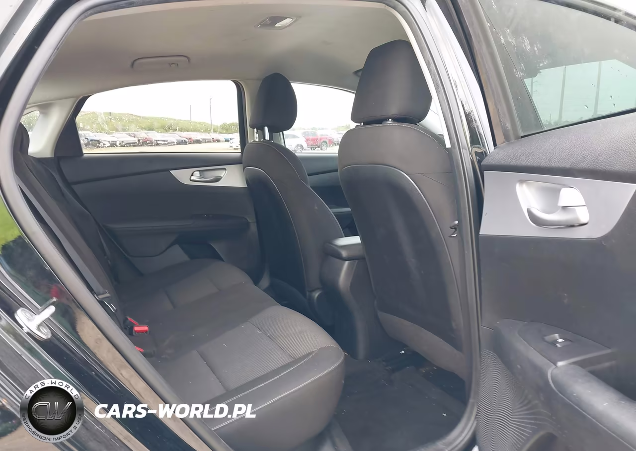 2023 Kia Forte Lxs VIN:3KPF24AD5PE578724 - 8