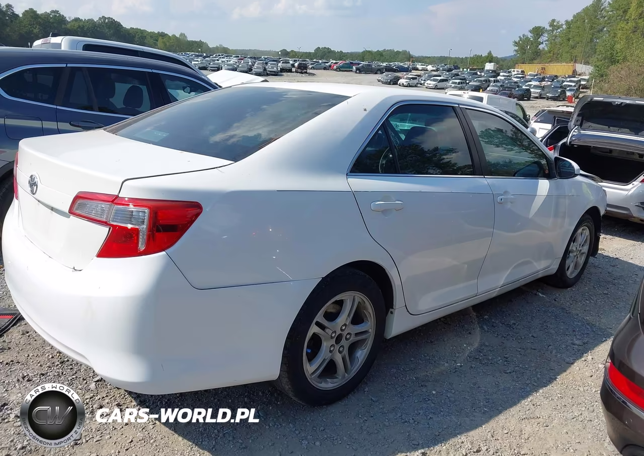 2012 Toyota Camry L VIN:4T1BF1FK3CU627094 - 4