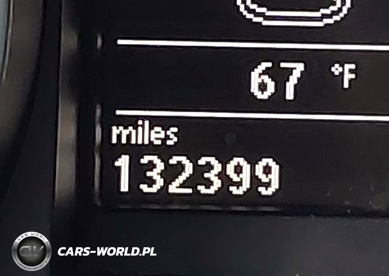2010 Volkswagen Gti 2-Door VIN:WVWED7AJ8AW428231 - 15