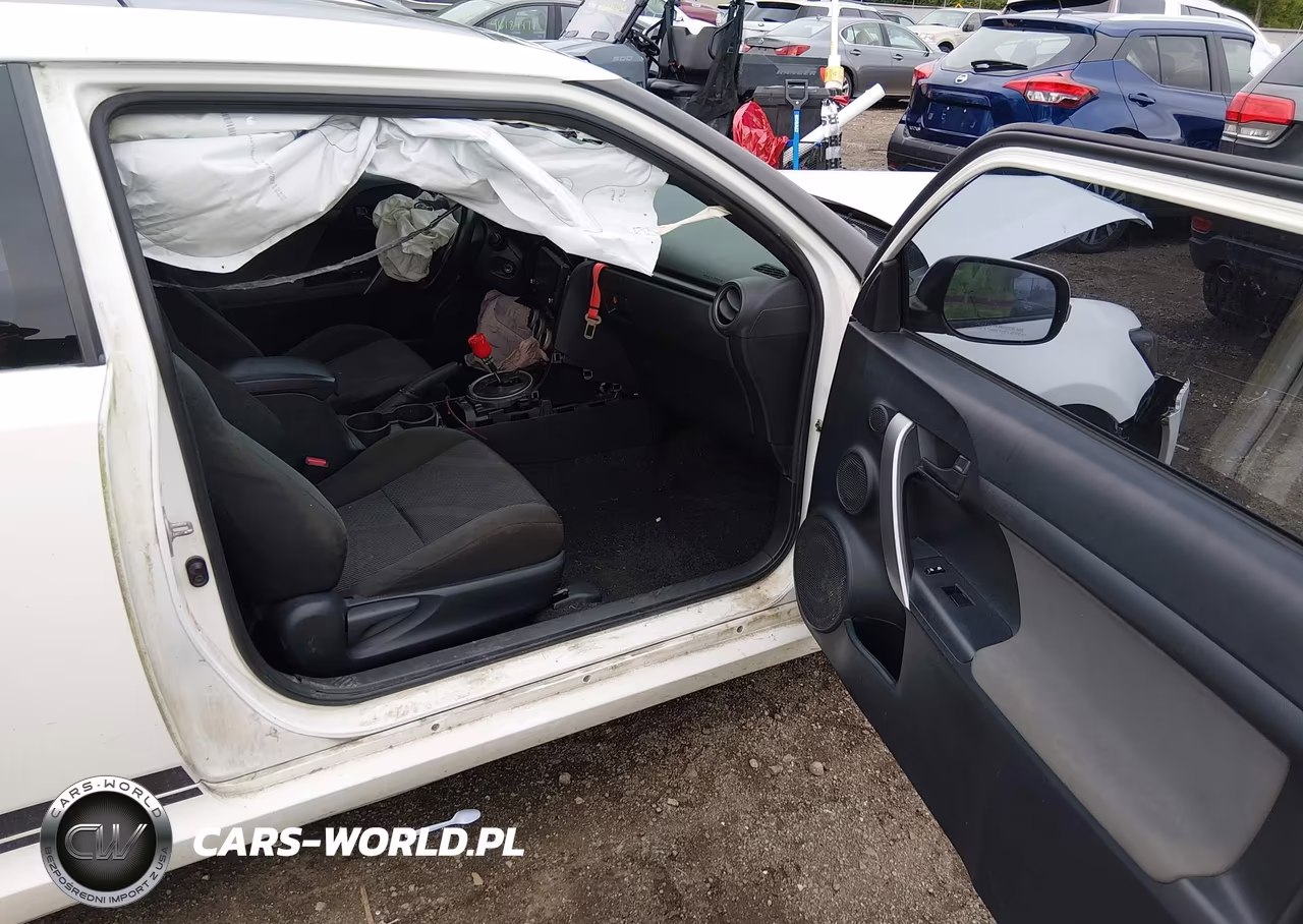 2011 Scion Tc VIN:JTKJF5C76B3009692 - 5