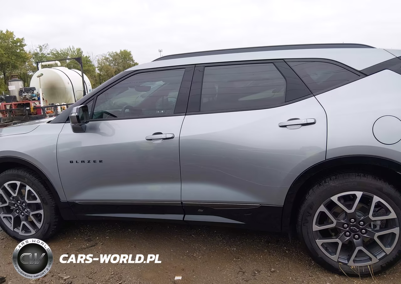 2025 Chevrolet Blazer Awd Rs VIN:3GNKBKRS3SS107002 - 14