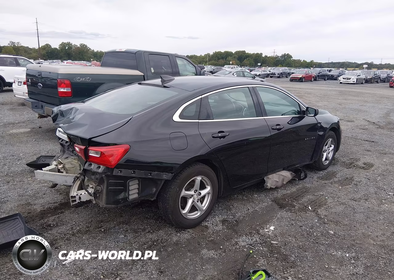 2017 Chevrolet Malibu Ls VIN:1G1ZB5ST8HF255602 - 4
