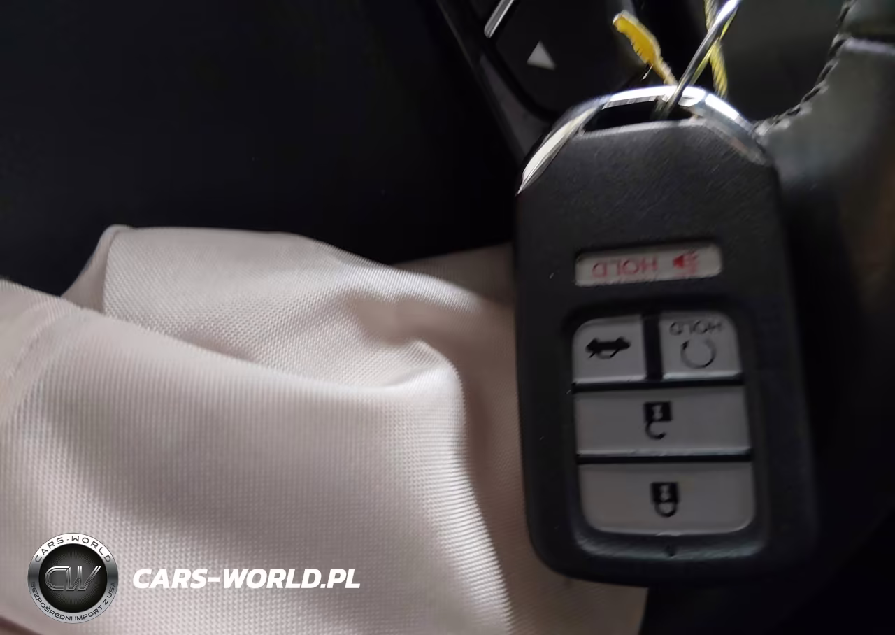 2016 Honda Accord Touring VIN:1HGCR3F9XGA028873 - 11
