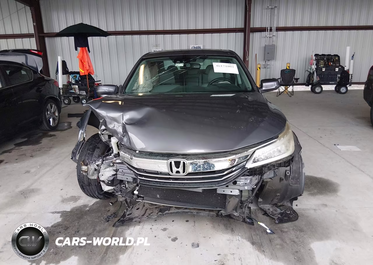 2016 Honda Accord Touring VIN:1HGCR3F9XGA028873 - 13
