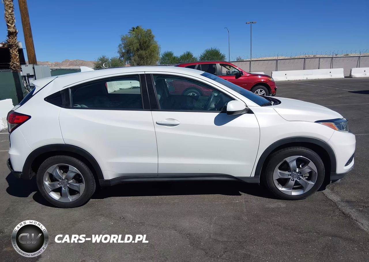 2021 Honda Hr-V Lx VIN:3CZRU5H32MM716113 - 13
