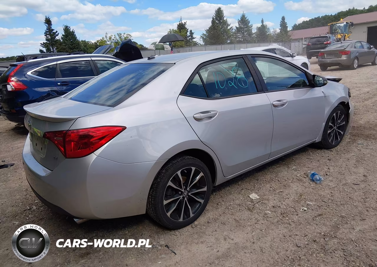 2018 Toyota Corolla Se VIN:2T1BURHE9JC993278 - 4
