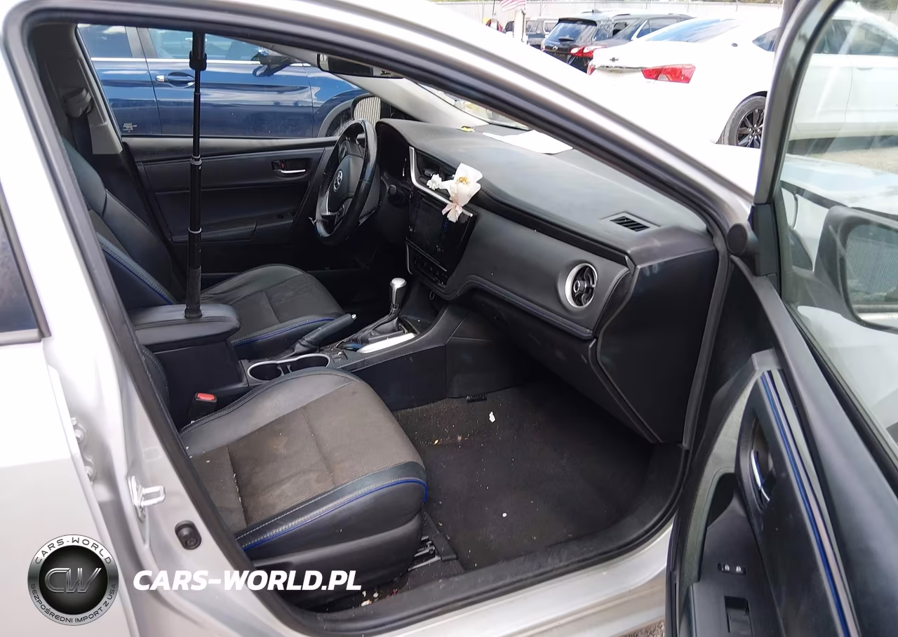 2018 Toyota Corolla Se VIN:2T1BURHE9JC993278 - 5