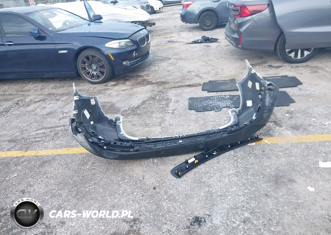 2023 Jeep Grand Cherokee Laredo 4X4 VIN:1C4RJHAGXPC519970 - 12