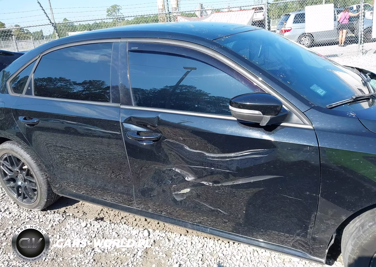 2013 Volkswagen Passat 2.5L S VIN:1VWAH7A31DC095507 - 13