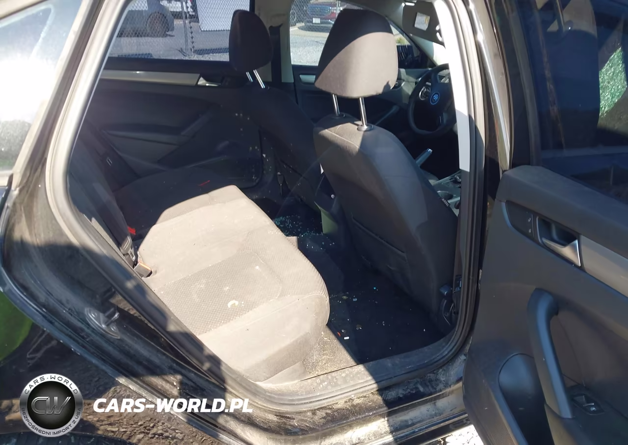 2013 Volkswagen Passat 2.5L S VIN:1VWAH7A31DC095507 - 5