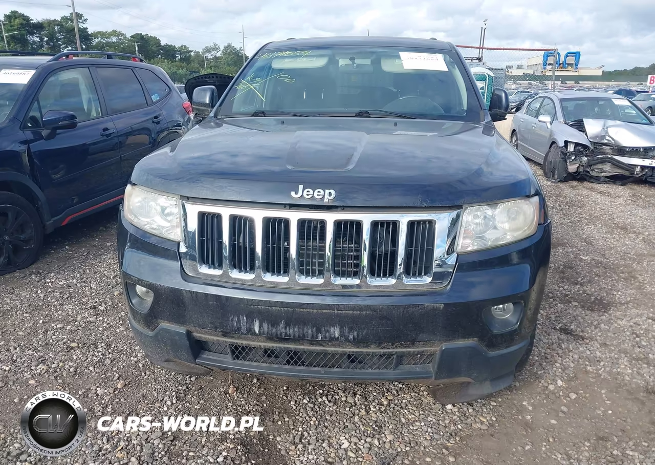 2013 Jeep Grand Cherokee Laredo VIN:1C4RJFAG0DC503549 - 12
