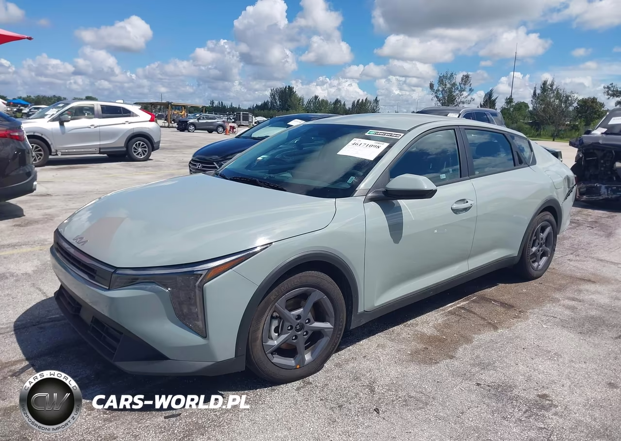 2026 Kia K4 Lxs VIN:3KPFT4DE0TE285373 - 2