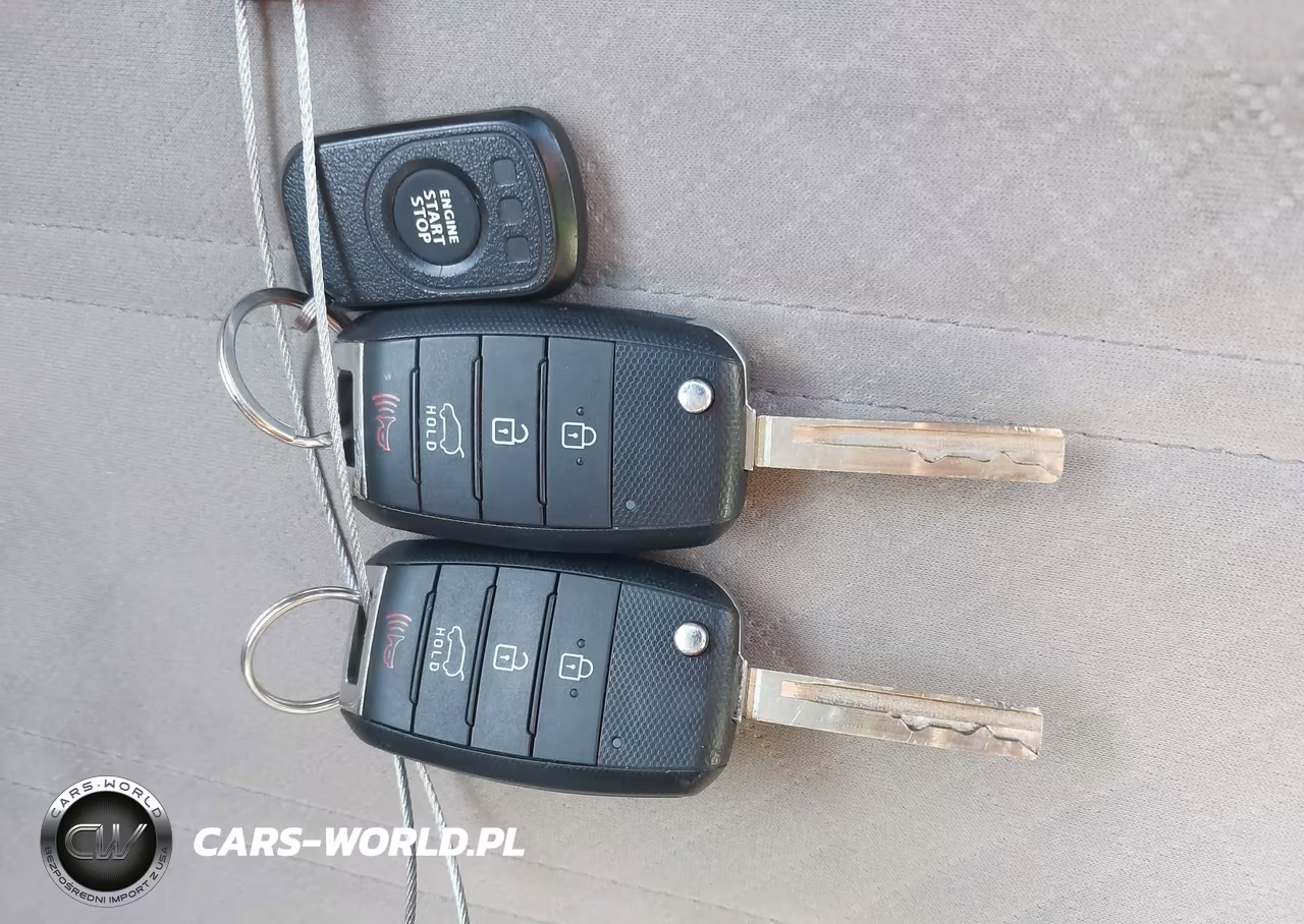 2018 Kia Sorento 3.3L Lx VIN:5XYPGDA5XJG367902 - 11