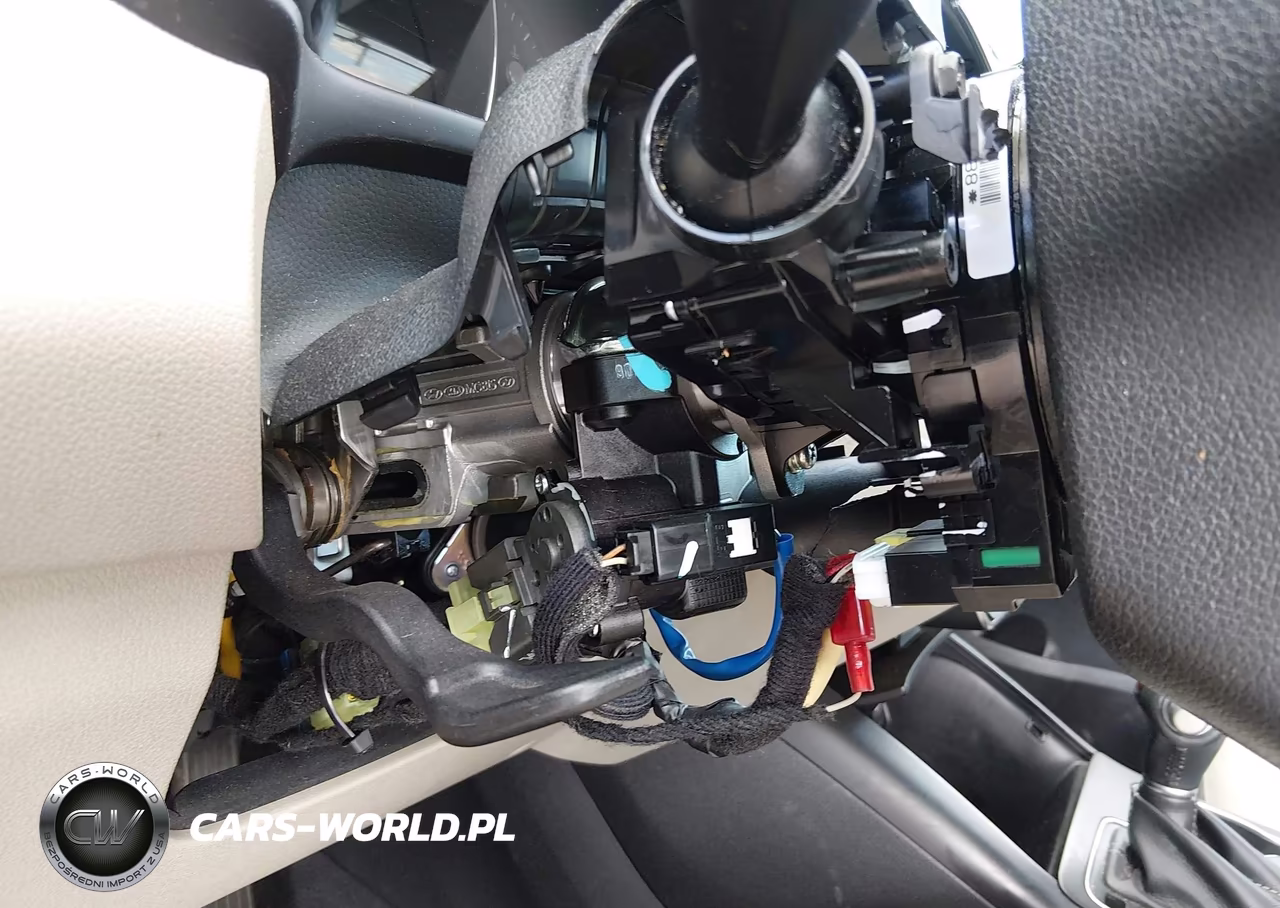 2018 Kia Sorento 3.3L Lx VIN:5XYPGDA5XJG367902 - 18