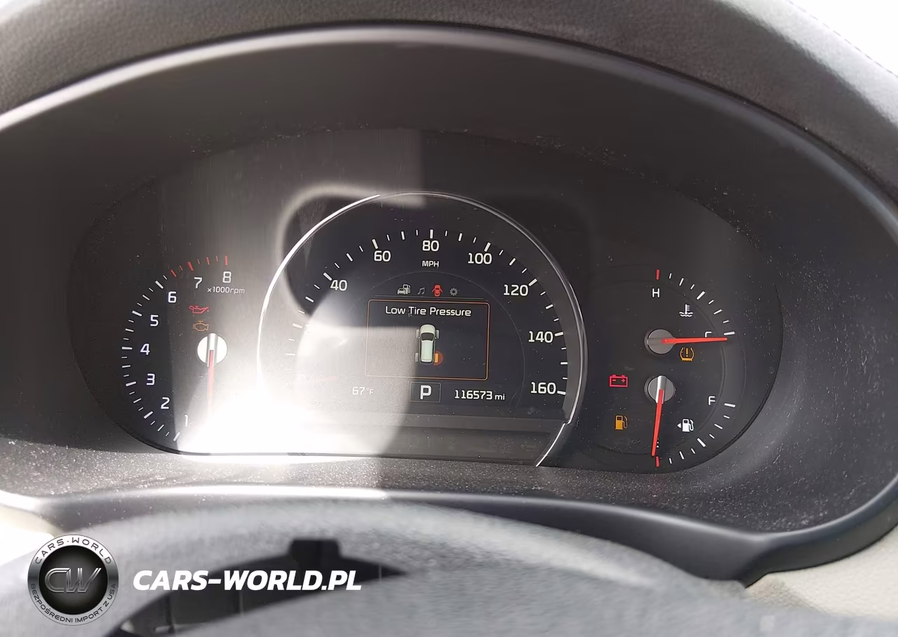 2018 Kia Sorento 3.3L Lx VIN:5XYPGDA5XJG367902 - 7
