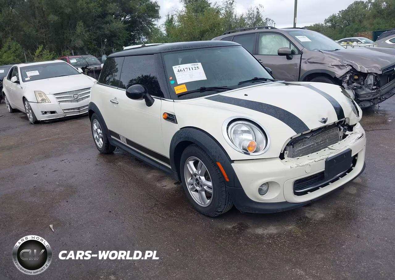 2013 Mini Hardtop Cooper VIN:WMWSU3C50DT682675 - 1