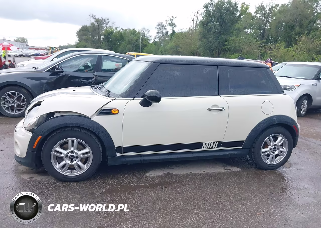 2013 Mini Hardtop Cooper VIN:WMWSU3C50DT682675 - 15