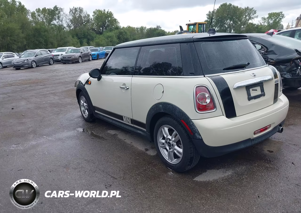 2013 Mini Hardtop Cooper VIN:WMWSU3C50DT682675 - 3