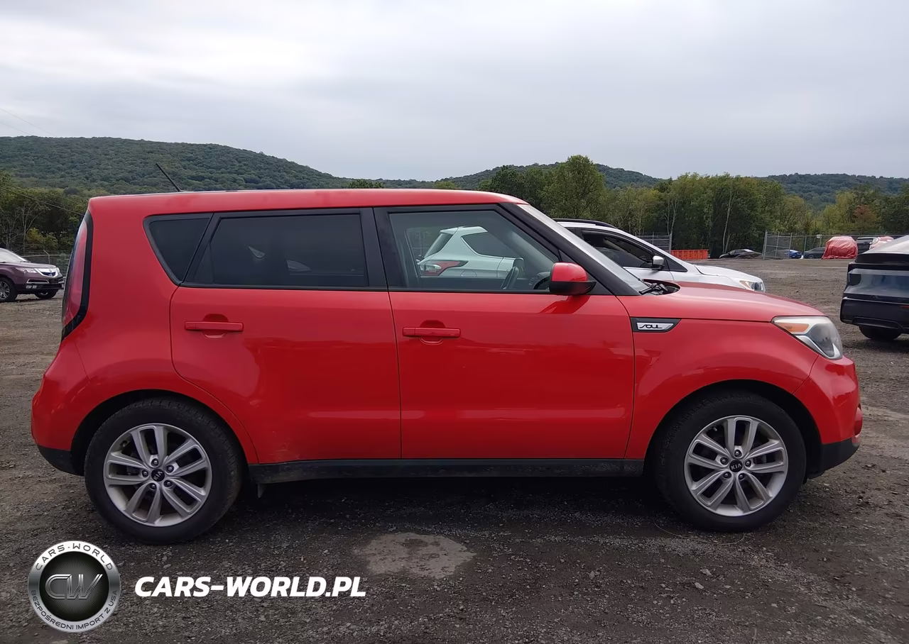 2017 Kia Soul + VIN:KNDJP3A57H7449402 - 13