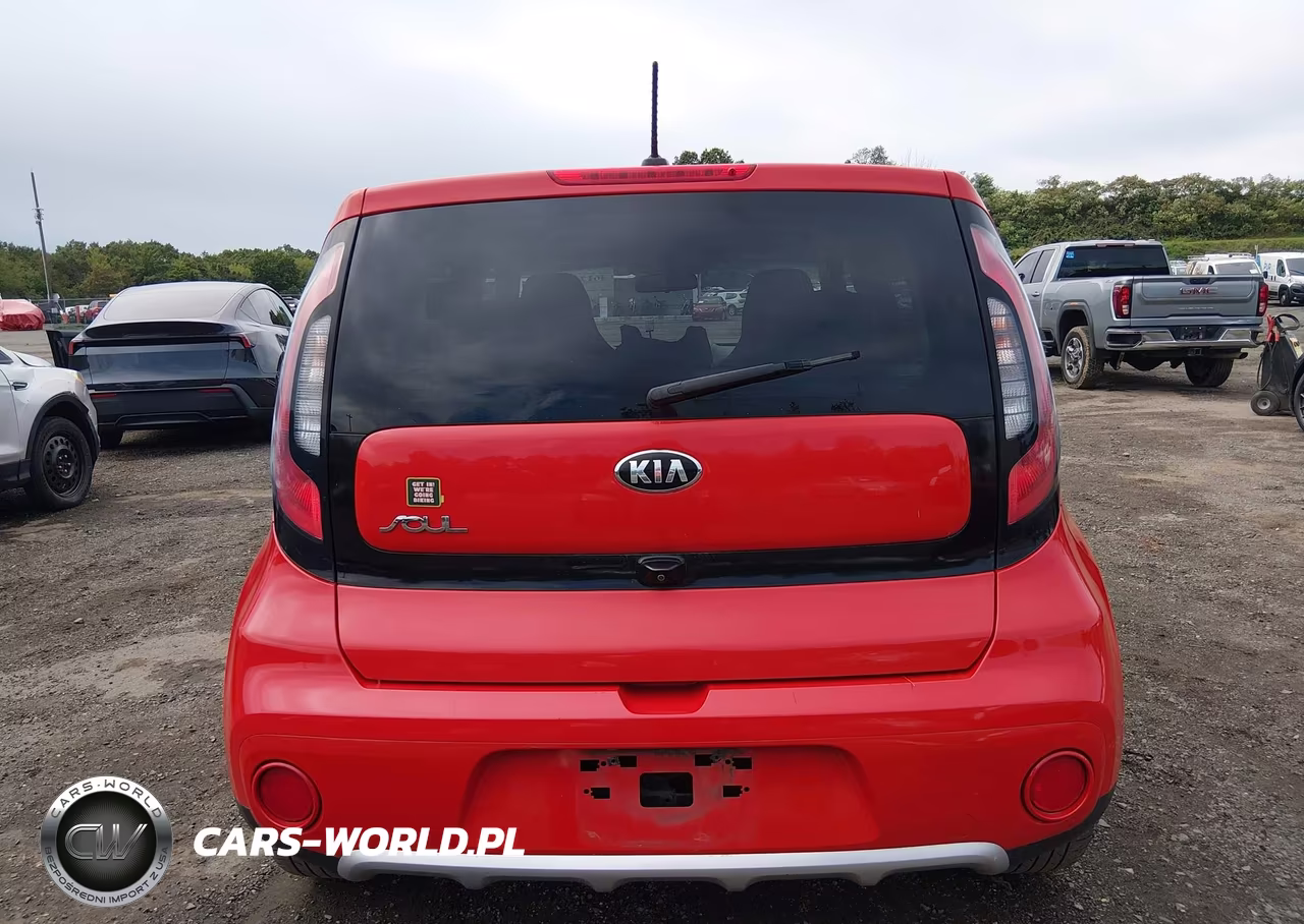 2017 Kia Soul + VIN:KNDJP3A57H7449402 - 16