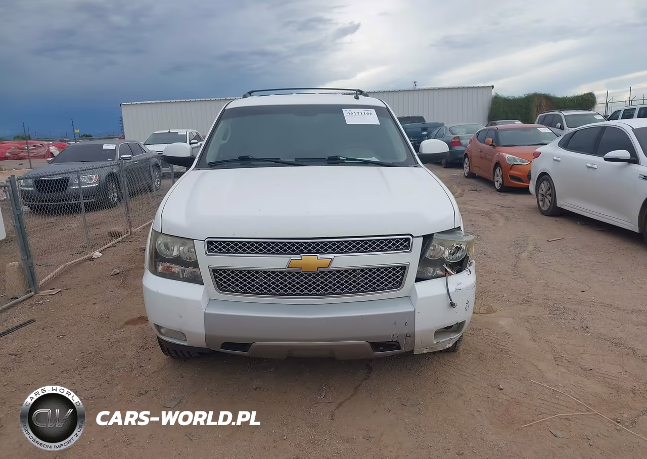 2014 Chevrolet Tahoe Lt VIN:1GNSKBE08ER247445 - 12