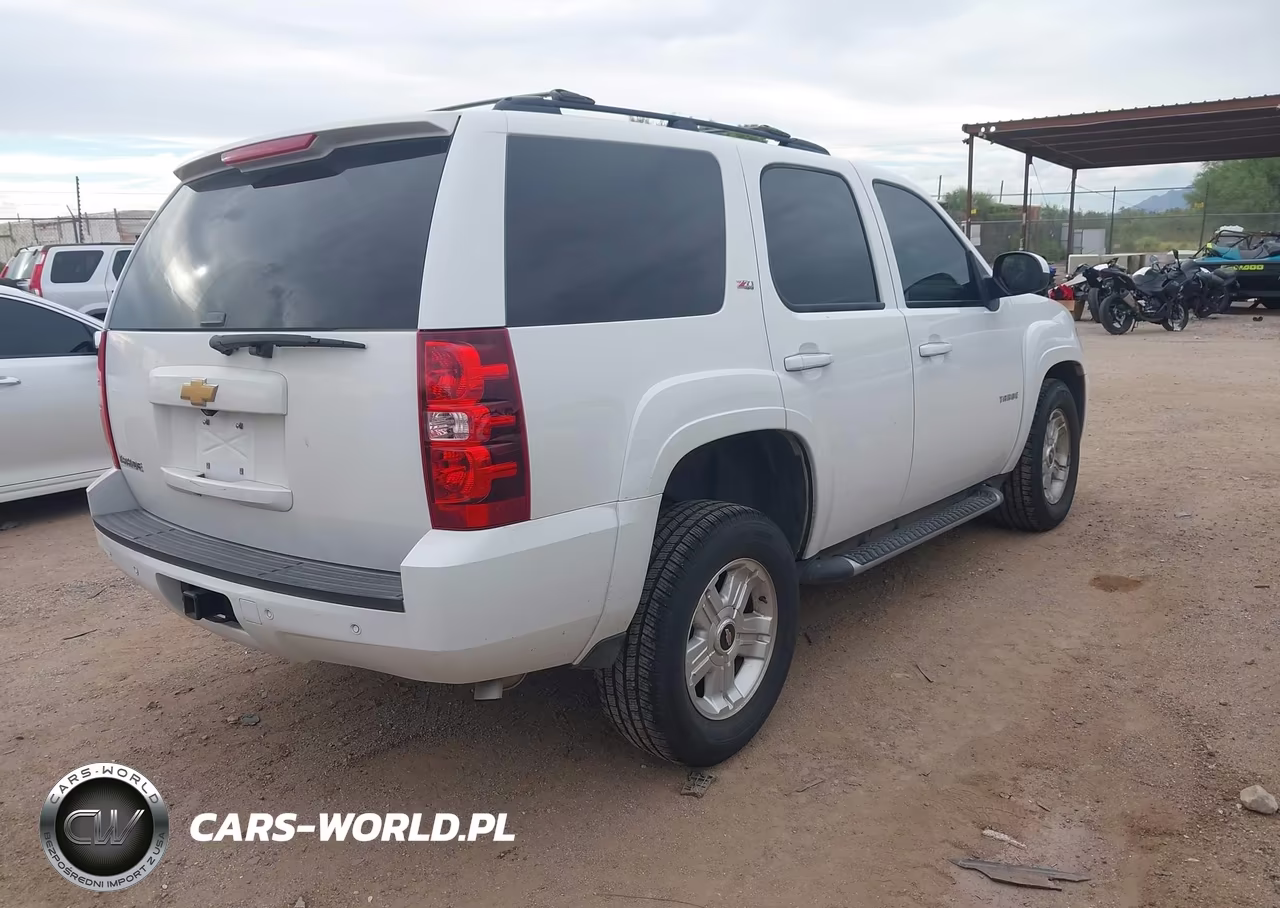 2014 Chevrolet Tahoe Lt VIN:1GNSKBE08ER247445 - 4