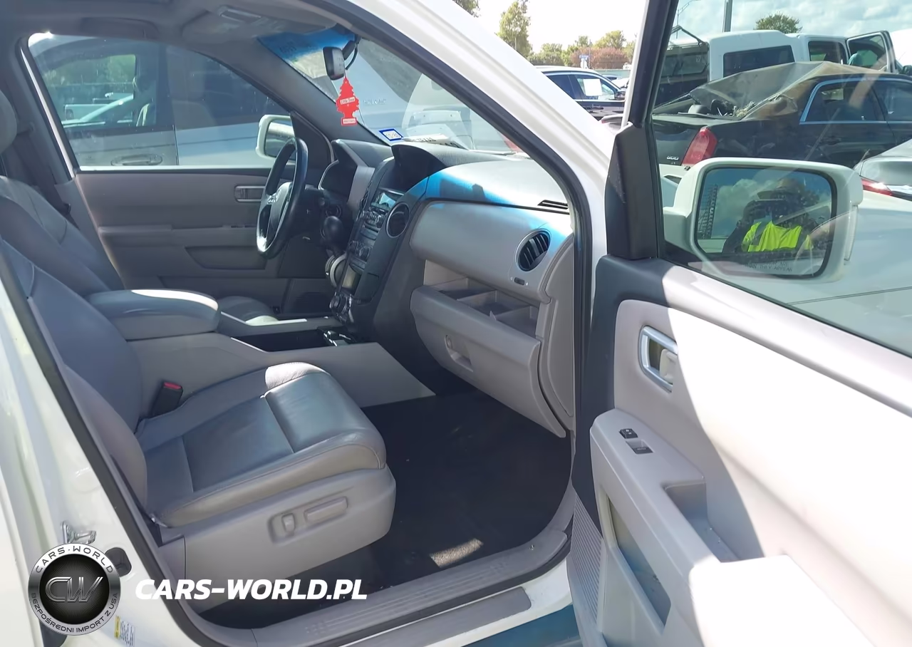 2015 Honda Pilot Touring VIN:5FNYF3H95FB023189 - 5