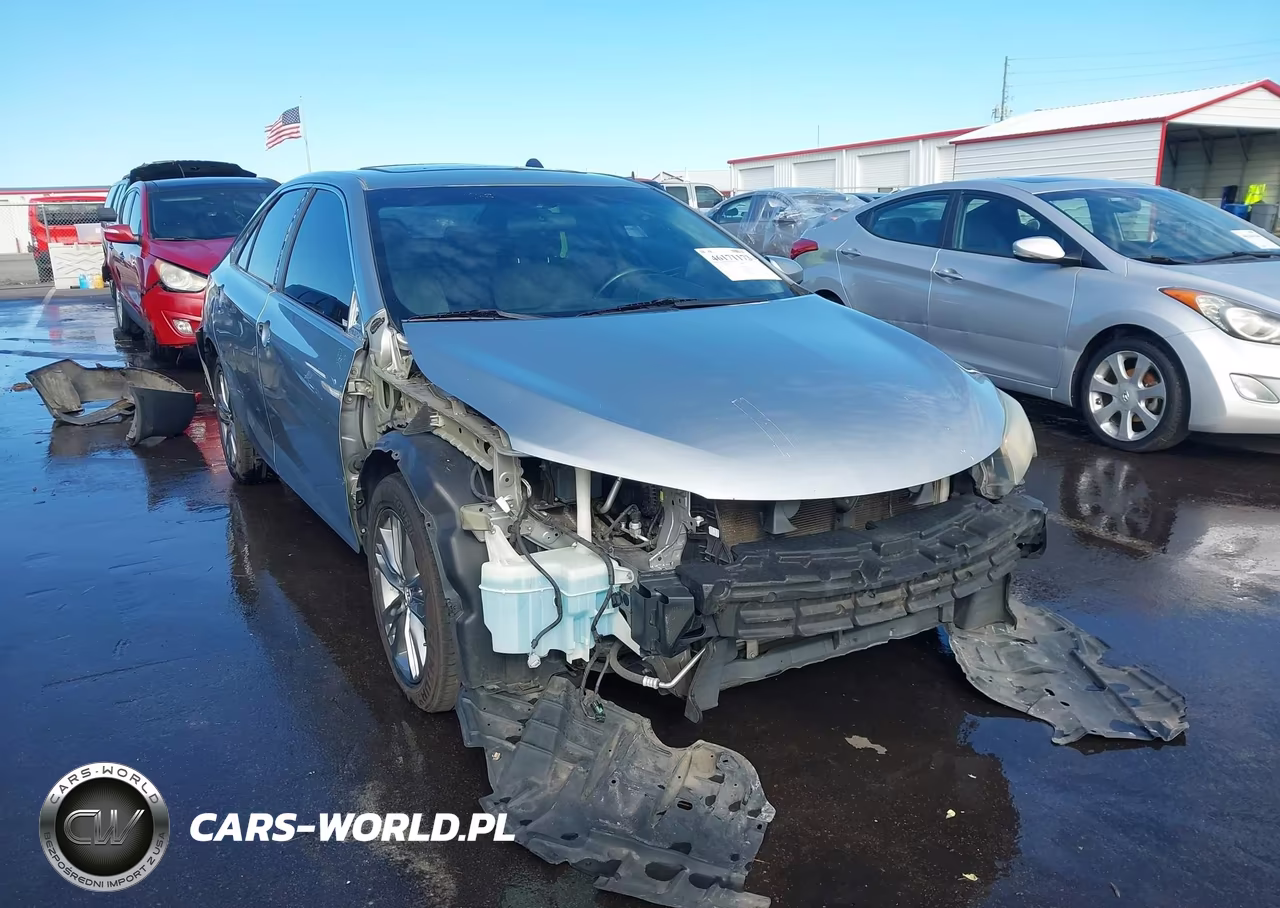 2015 Toyota Camry Se – zdjęcie 1 z 22