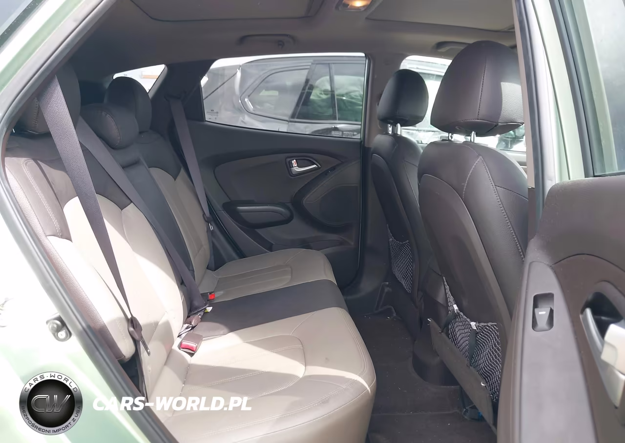 2011 Hyundai Tucson Limited VIN:KM8JU3ACXBU222166 - 8