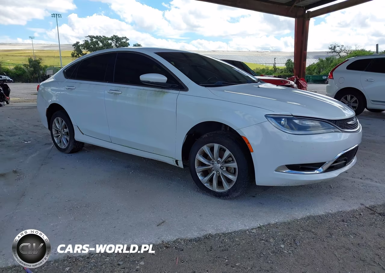 2015 Chrysler 200 C VIN:1C3CCCCB6FN562584 - 1