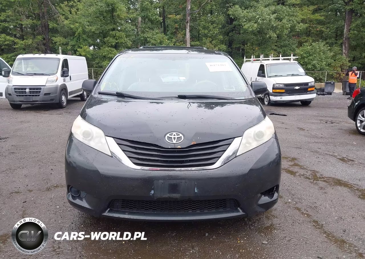 2013 Toyota Sienna Le 7 Passenger VIN:5TDJK3DC6DS058637 - 12