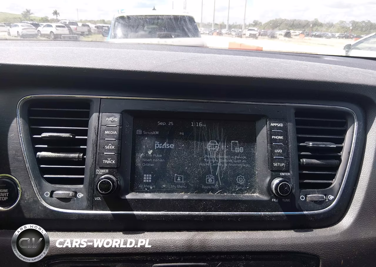 2018 Kia Sedona Lx VIN:KNDMB5C11J6350815 - 18