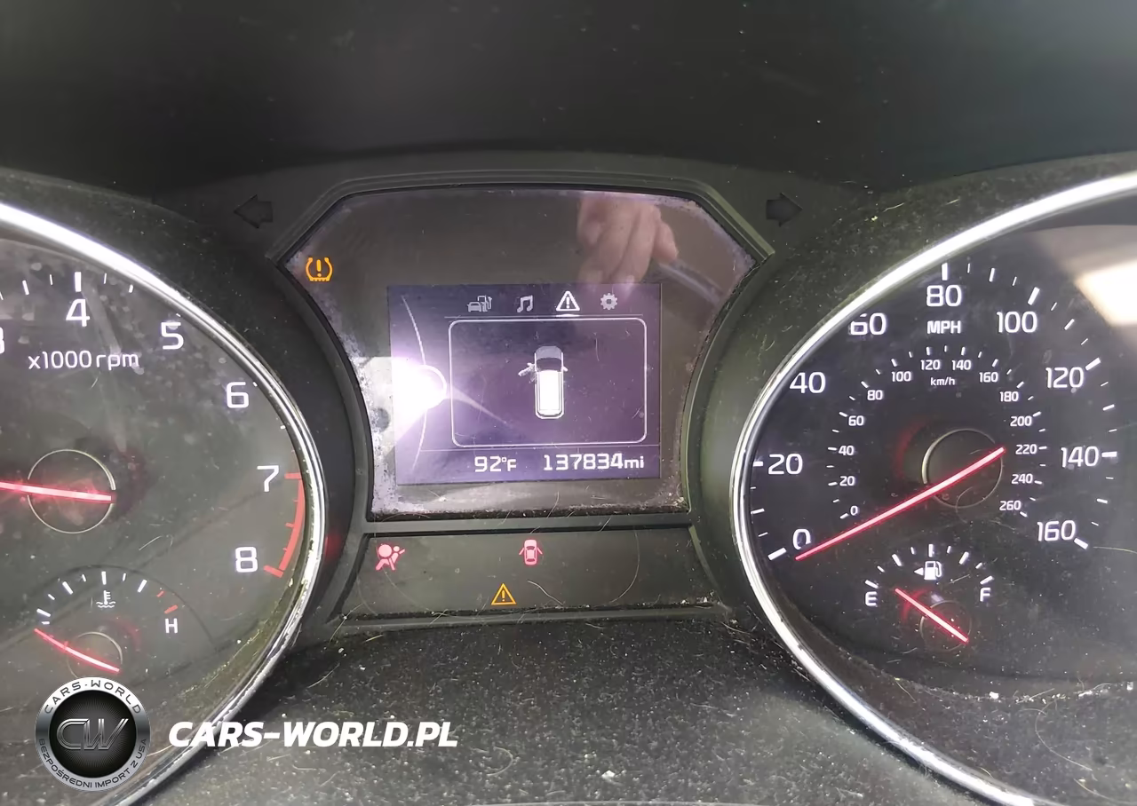 2018 Kia Sedona Lx VIN:KNDMB5C11J6350815 - 7