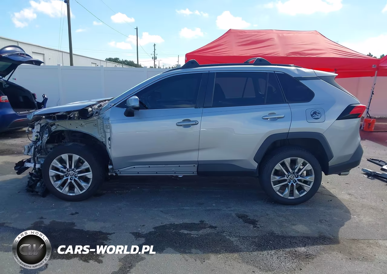 2022 Toyota Rav4 Xle Premium VIN:2T3C1RFV6NW210137 - 15