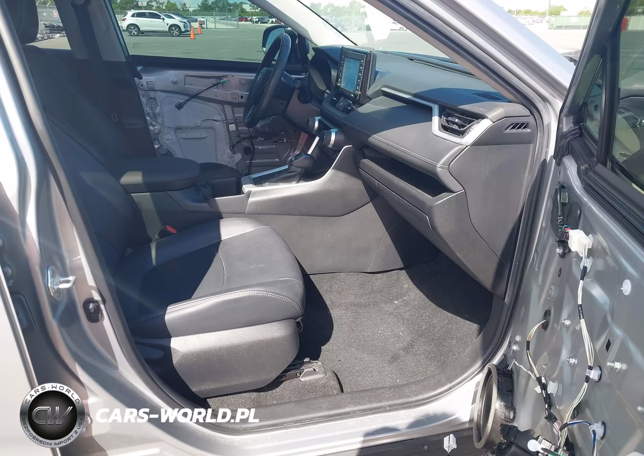 2022 Toyota Rav4 Xle Premium VIN:2T3C1RFV6NW210137 - 5
